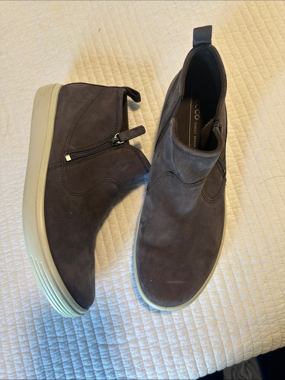 Ecco Brown Suede Chukka Boots with Side Zip